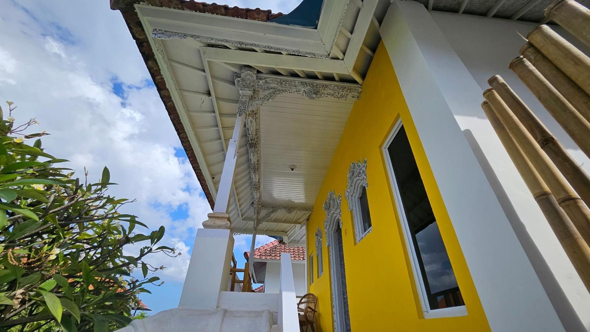 ホテル United Colors Of Lembongan エクステリア 写真